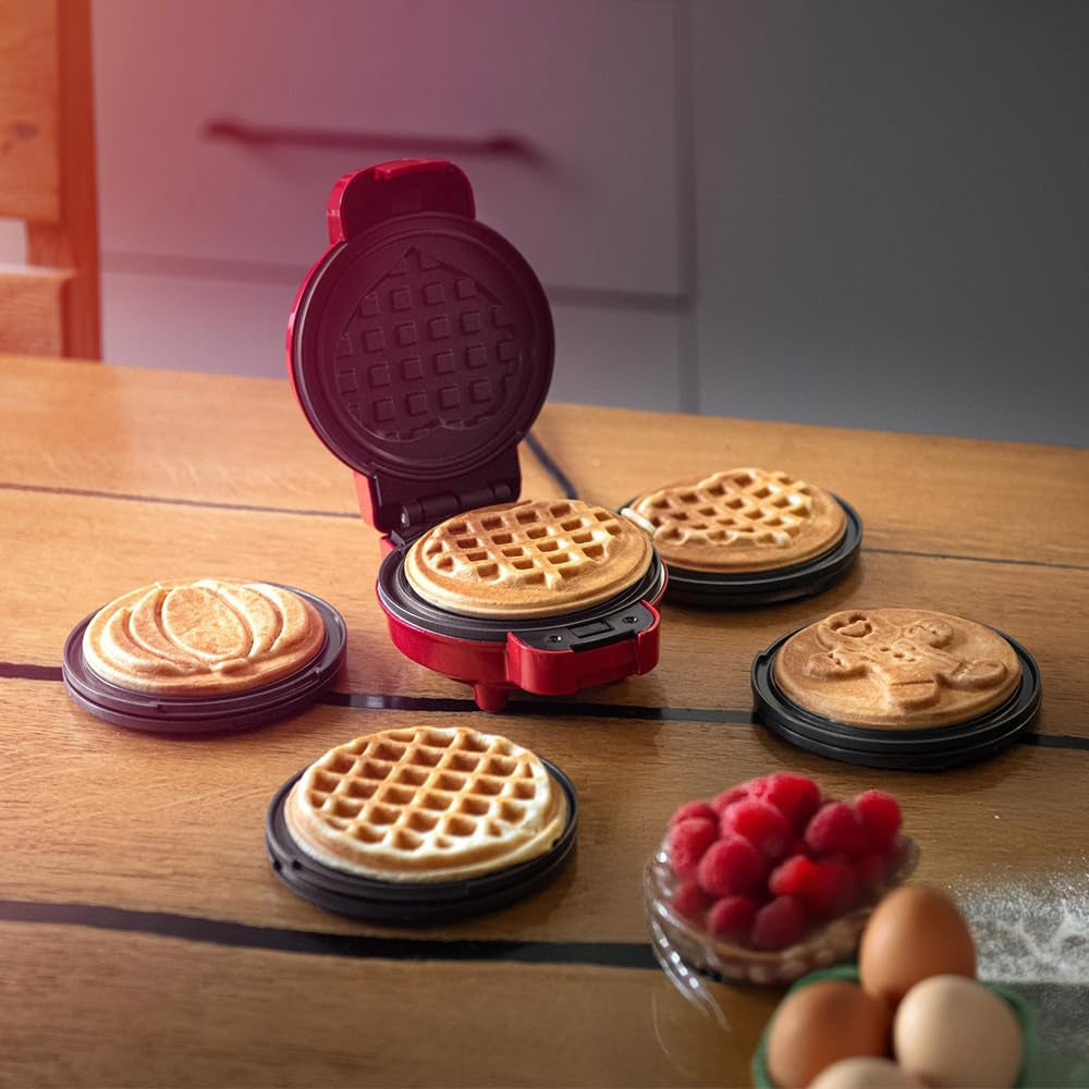 LEHMANN 4-In-1 Mini Waffeleisen Mit Wechselplatten - Kürbis, Lebkuchen, Herz Und Klassisch, Mini-Waffeleisen Für Feiertage, Halloween, Weihnachts, Kindergeburtstage, Antihaftbeschichtung, Rot